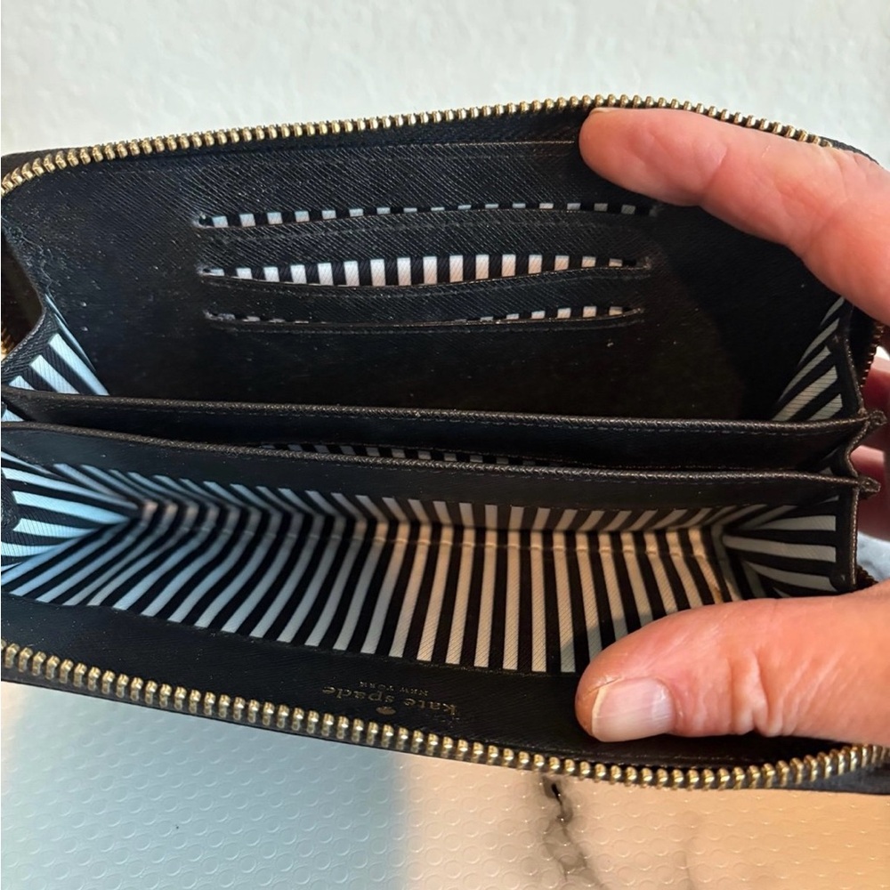Kate Spade Black Long Zip Wallet - Picture 2 of 7